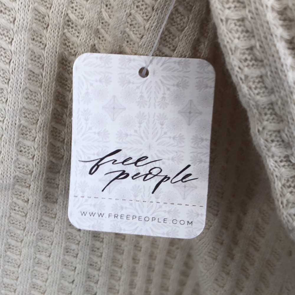 41) NWT Free People Juicy Long Sleeve Top in Stone Cold - Picture 7 of 10